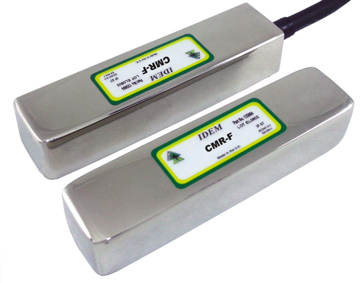 IDEM CMR-F Series Magnetic Non-Contact Safety Switch, 250V ac, 316 Stainless Steel Housing, 2NC, 5m Cable