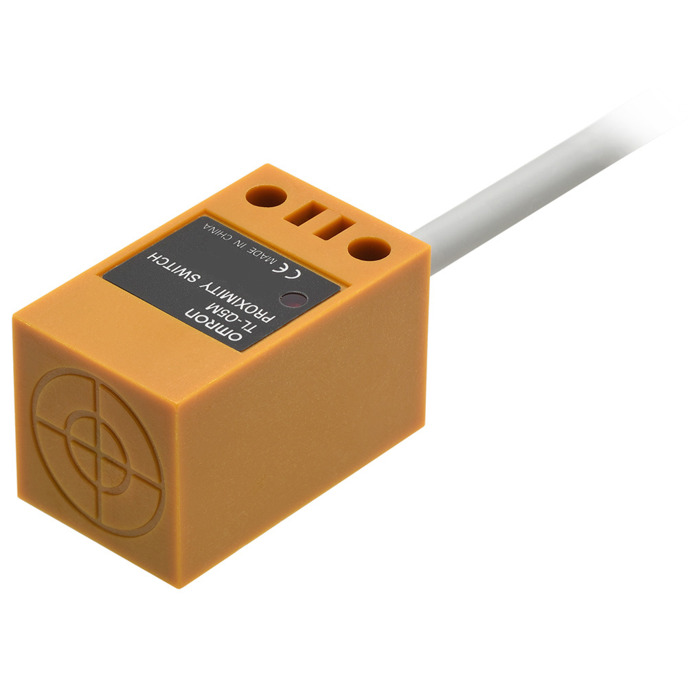 Omron Inductive Rectangular Proximity Sensor, 5 mm Detection, NPN NO, 12 → 24 V dc