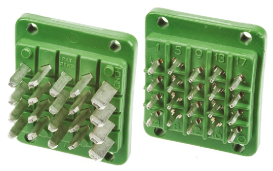 Cinch Automotive Connector Plug Green Panel Mount 20 Way JA778500000E000