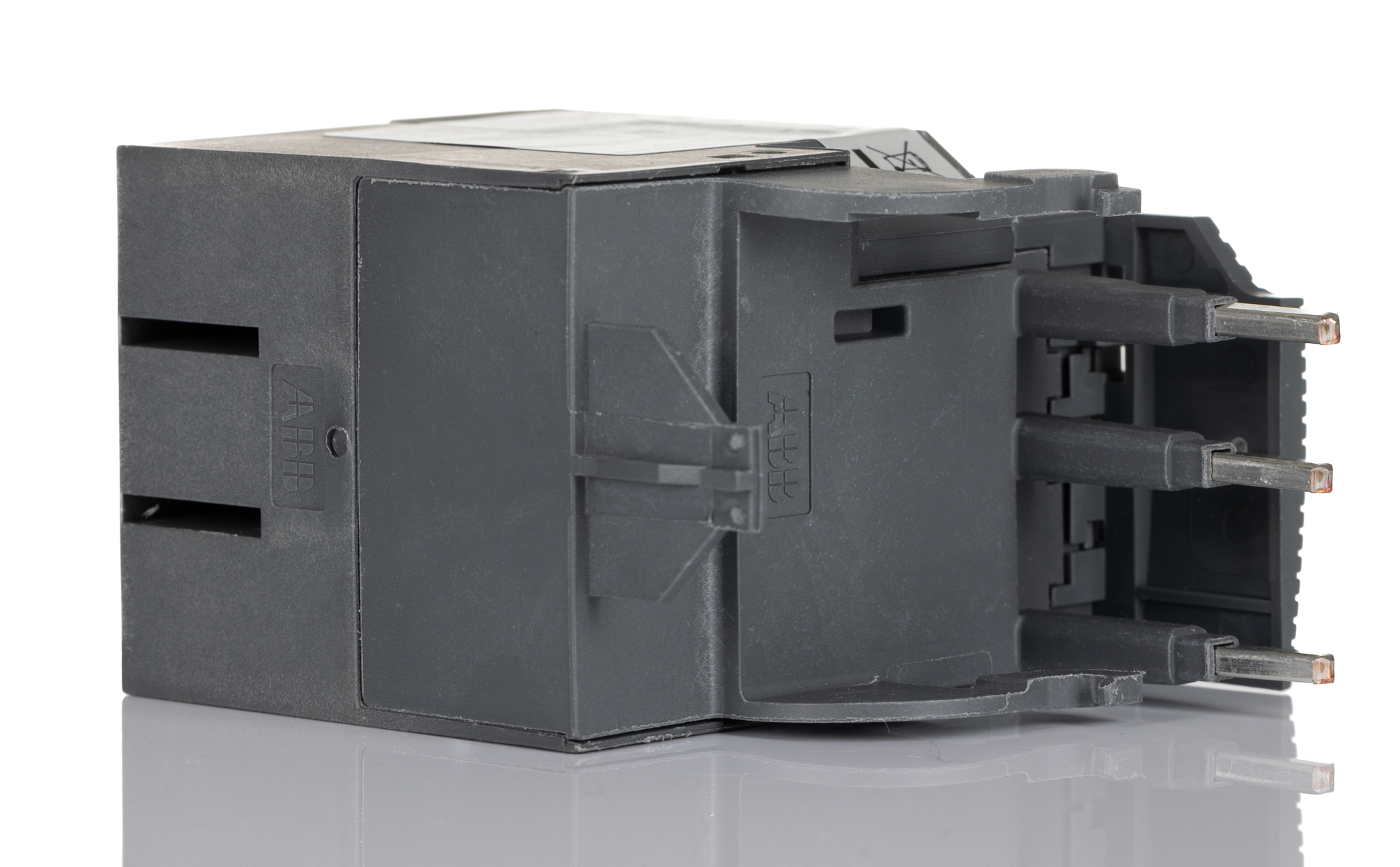 ABB TF42 Thermal Overload Relay 1NO + 1NC, 5.7 → 7.6 A F.L.C, 7.6 A Contact Rating, 2 W, 3P, AF Range