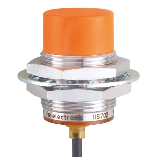 ifm electronic Inductive Threaded Barrel Proximity Sensor, M30, 22 mm Detection, PNP NC, 10 → 30 V dc