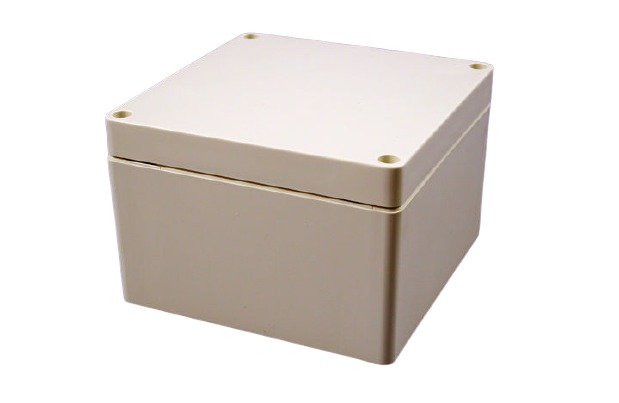 Hammond 1554 Series Polycarbonate Enclosure, IP68, 4.7 x 4.7 x 3.15in