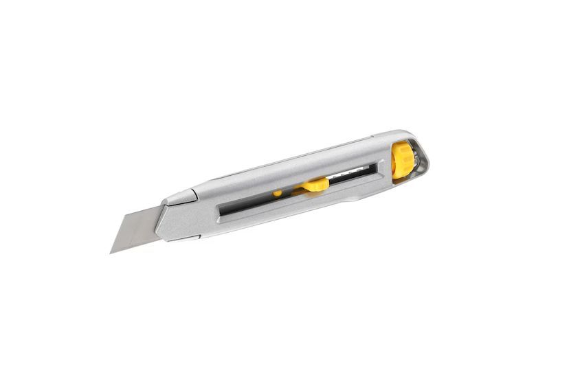 Stanley Safety Knife with Snap-off Blade, Retractable, 18mm Blade Length