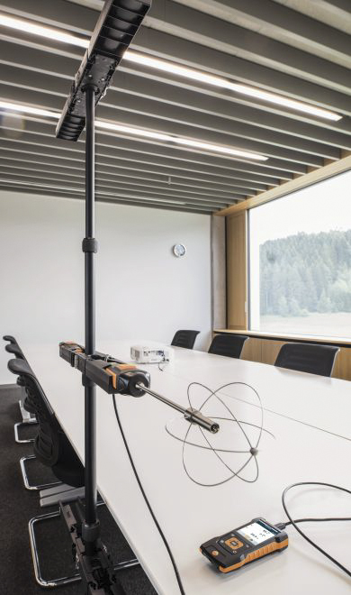 Testo Air Quality Monitor for Air Velocity, Temperature, +50°C Max