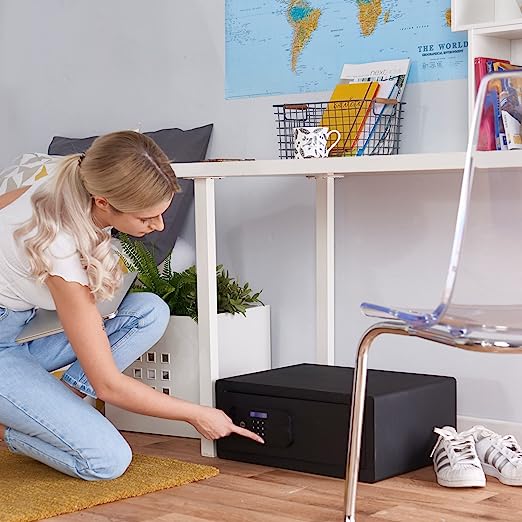 Yale 26.9L Safe Safe