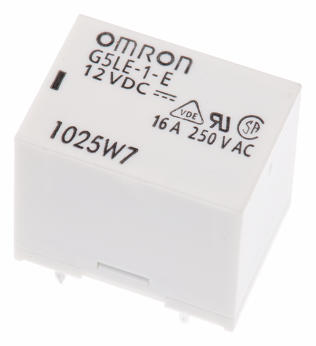 Omron PCB Mount Power Relay, 12V dc Coil, 16A Switching Current, SPDT