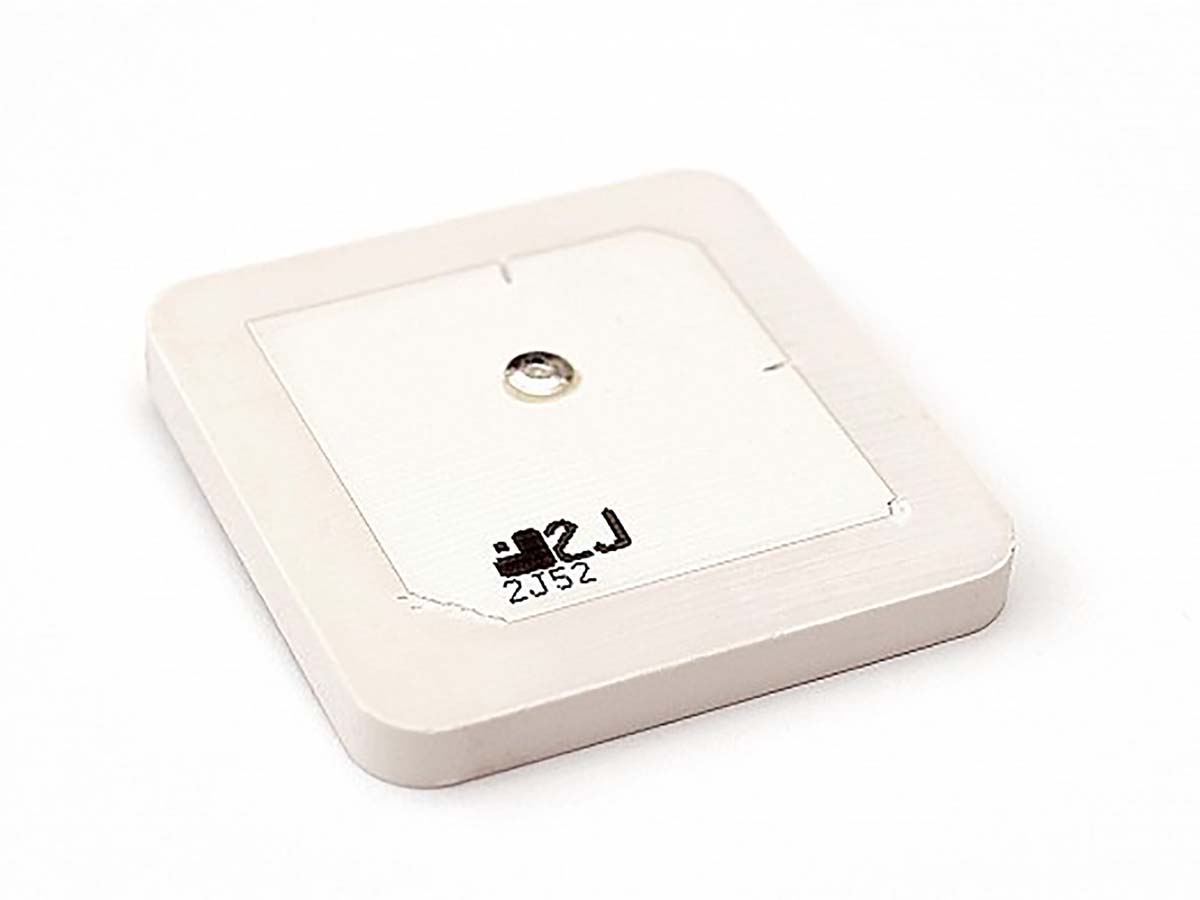 2J Antenna 2JCP3642601a Patch SMT Antenna, 2G (GSM/GPRS), 3G (UTMS), 4G (LTE)