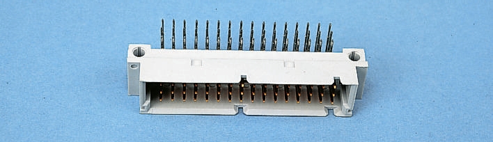Amphenol ICC 32 Way 2.54mm Pitch, Type C/2 Class C2, 2 Row, Right Angle DIN 41612 Connector, Plug