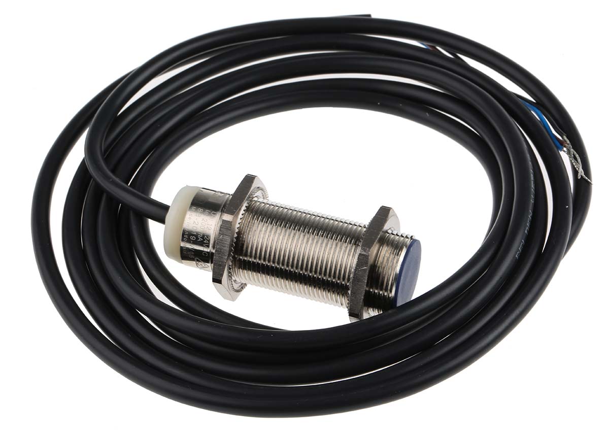 Telemecanique Sensors Inductive Threaded Barrel Proximity Sensor, M18, 5 mm Detection, PNP NO, 12 → 24 V dc