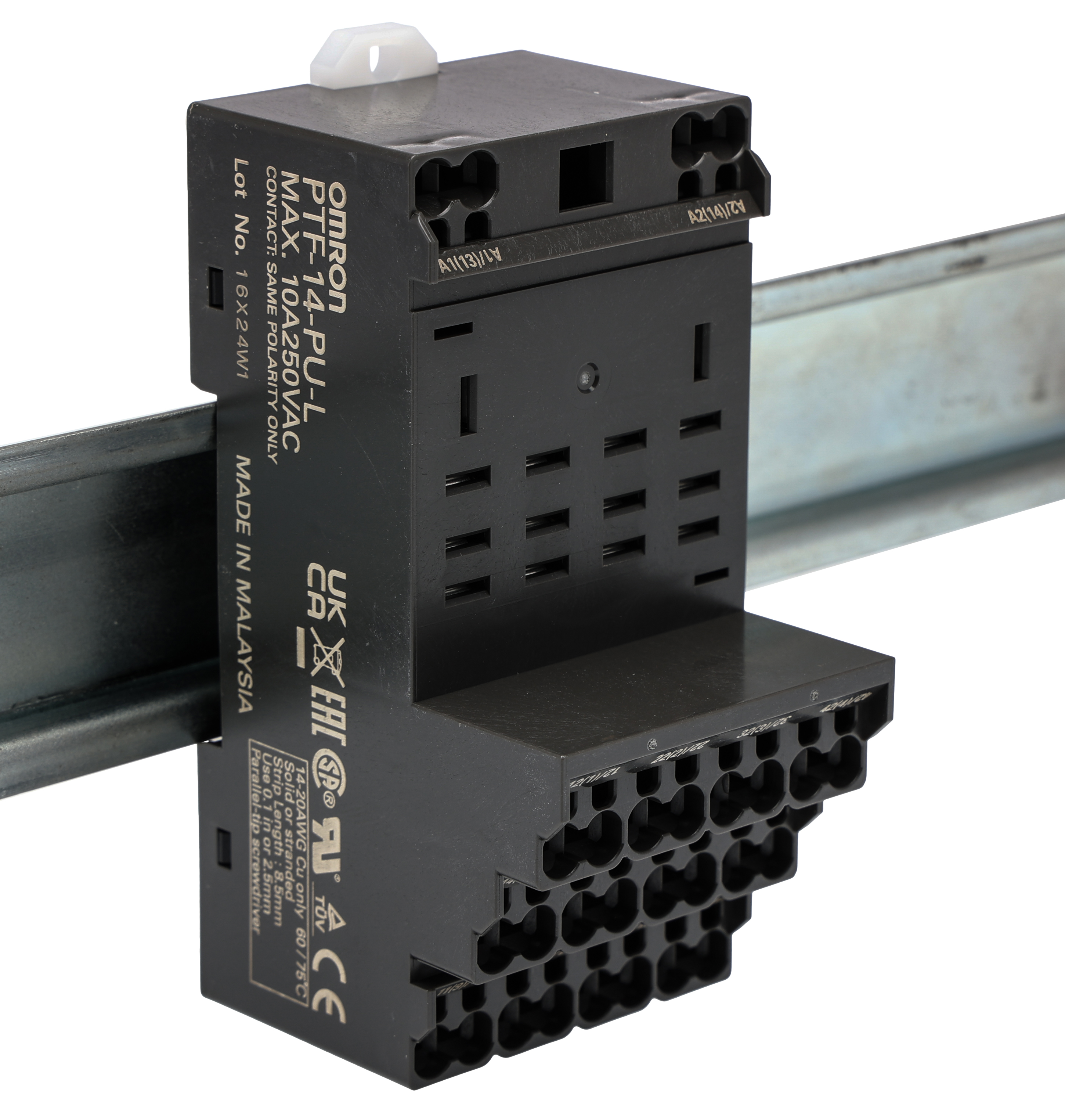 Omron LY 250V Chassis Mount Relay Socket, for use with 4 Pole PTF Series