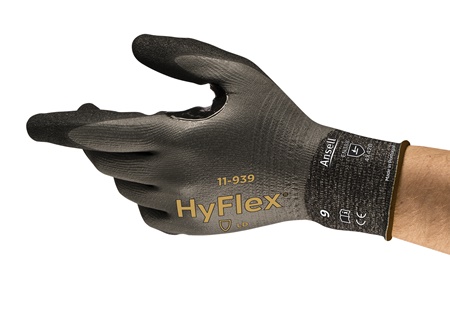 Ansell HyFlex 11-939 Black, Grey Dyneema Cut Resistant Gloves, Size 6, Nitrile Foam Coating