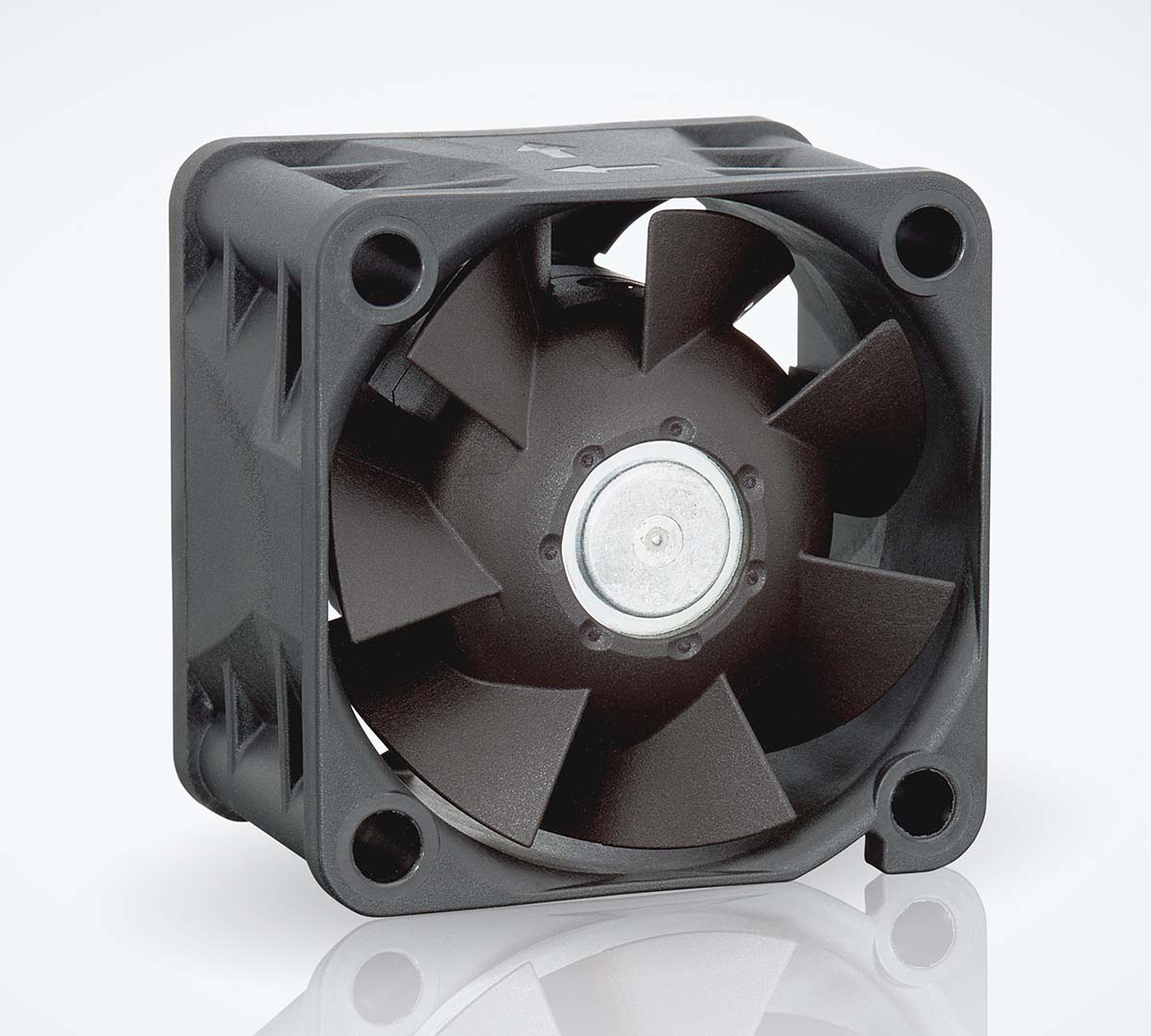 ebm-papst 420 J Series Axial Fan, 24 V dc, DC Operation, 38m³/h, 6.9W, IP20, 40 x 40 x 28mm