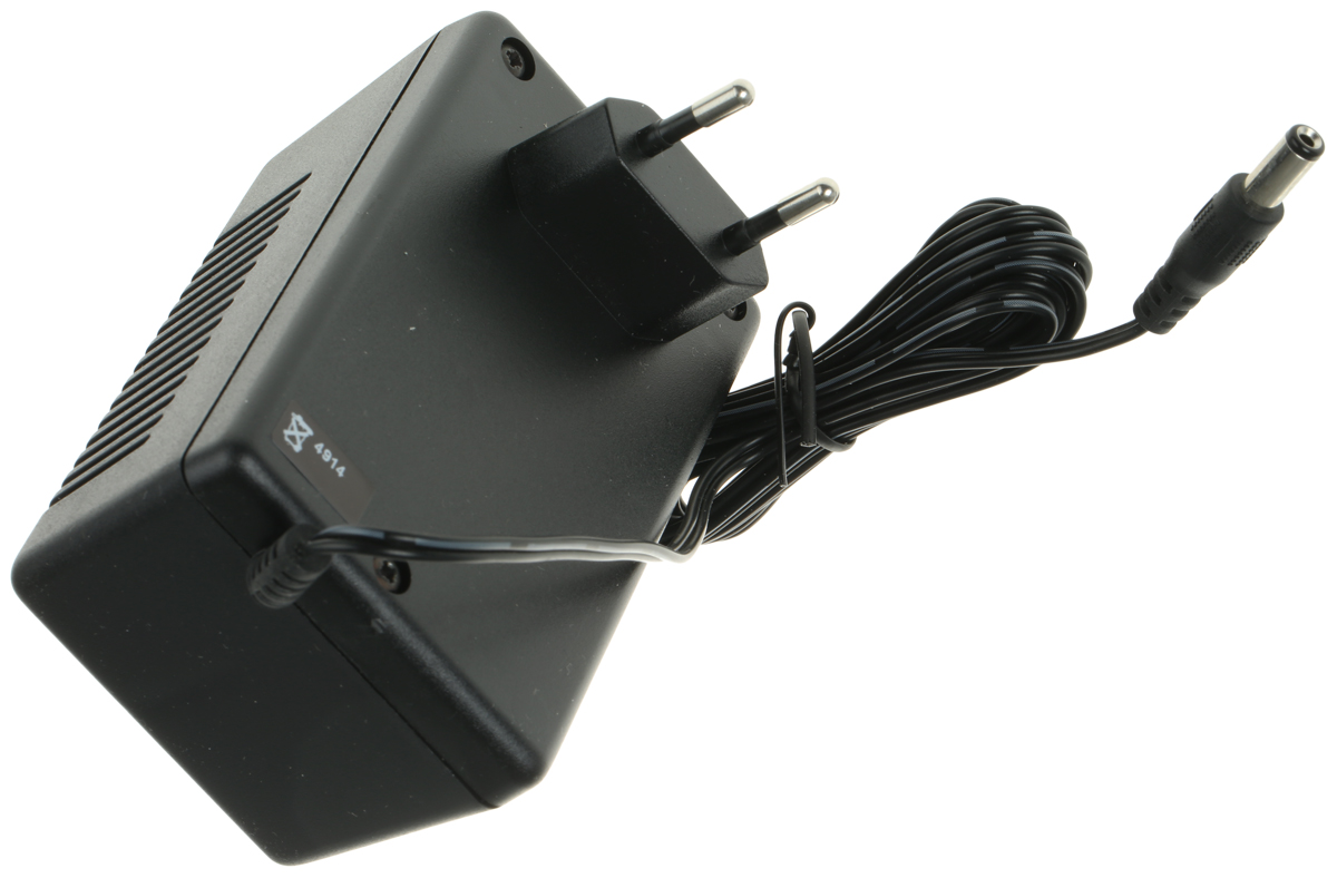 Mascot 15W Plug-In AC/DC Adapter 24V ac Output, 500mA Output