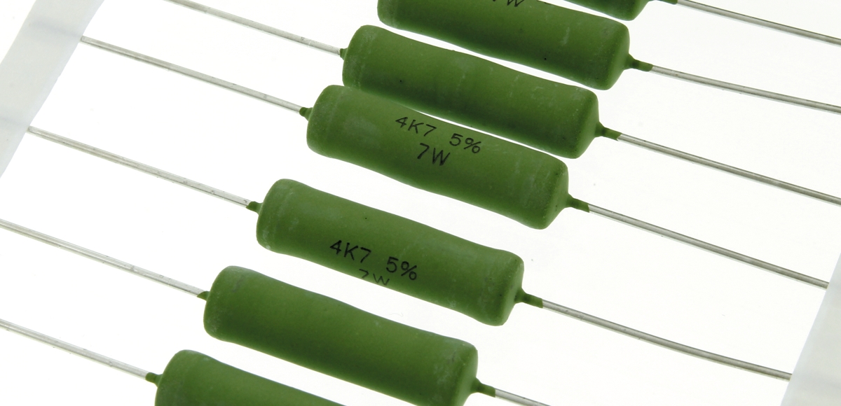 Vishay 4.7kΩ Wire Wound Resistor 7W ±5% AC07000004701JAC00