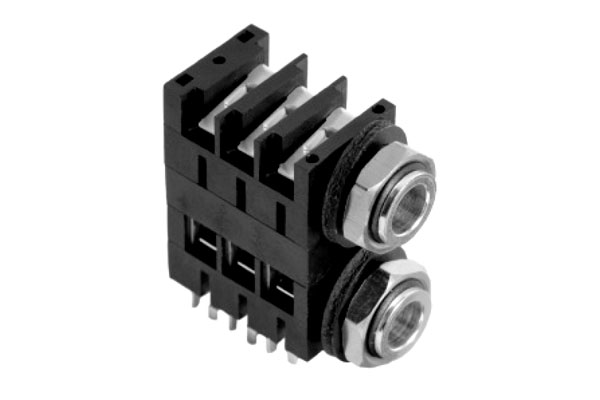 Amphenol Industrial Jack Connector 1/4 in PCB Phone Jack Socket 10A