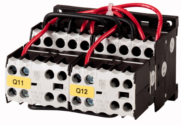 Eaton DIUL Reversing Contactor, 230 V ac, 240 V ac Coil, 4 kW, 6NO