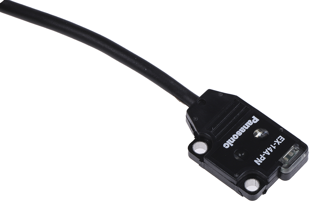 Panasonic Retroreflective Photoelectric Sensor, Block Sensor, 2 mm → 25 mm Detection Range
