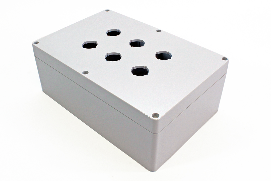 Hammond 1554pb Series Polycarbonate Enclosure, IP66, 9.45 x 6.3 x 3.54in