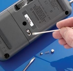 Fluke 718 -68.9mbar to 68.9mbar Pressure Calibrator