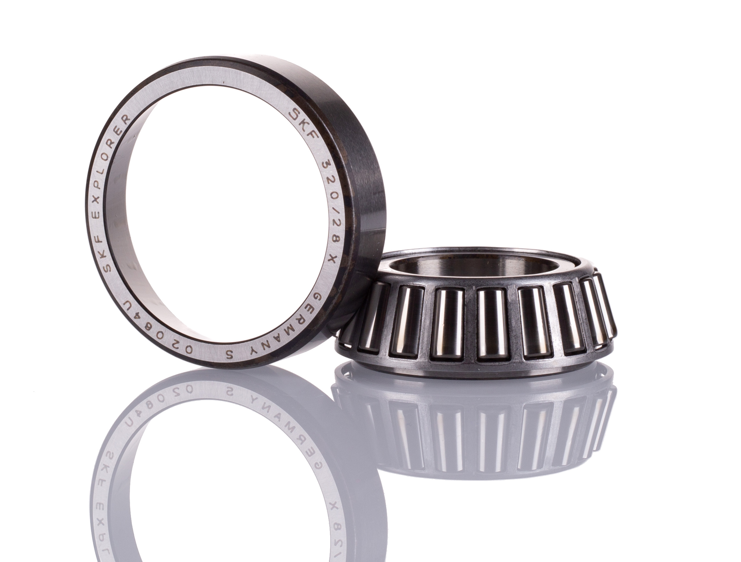 SKF 320/28 X Taper 28 mm ID Roller Bearing, 52 mm OD