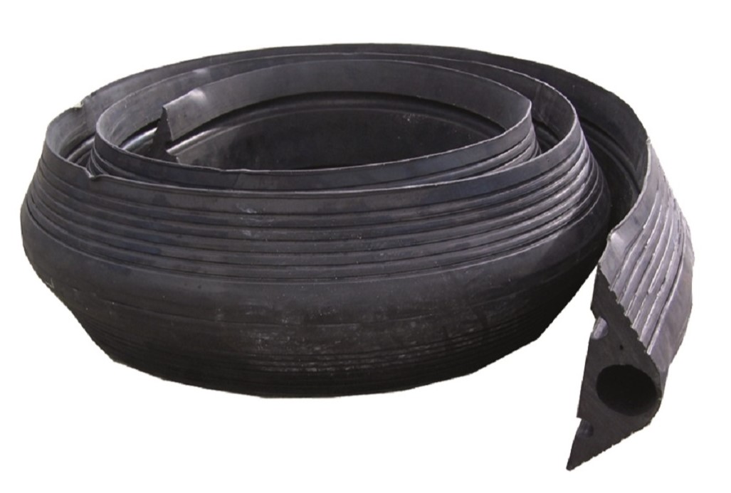 RS PRO 4m Black Cable Cover in Rubber, 40mm Inside dia.