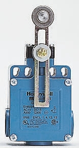 Honeywell GLE Series Limit Switch, 2NC, IP67, SPDT, Die Cast Zinc Housing, 300V ac Max, 10A Max