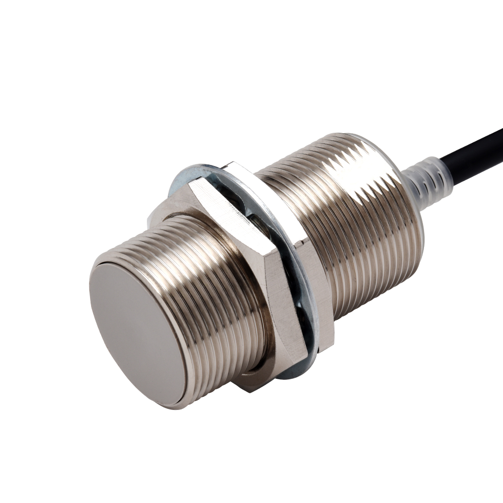 Omron Inductive Threaded Barrel Proximity Sensor, M30, 15 mm Detection, IO-Link, 10 → 30 V dc
