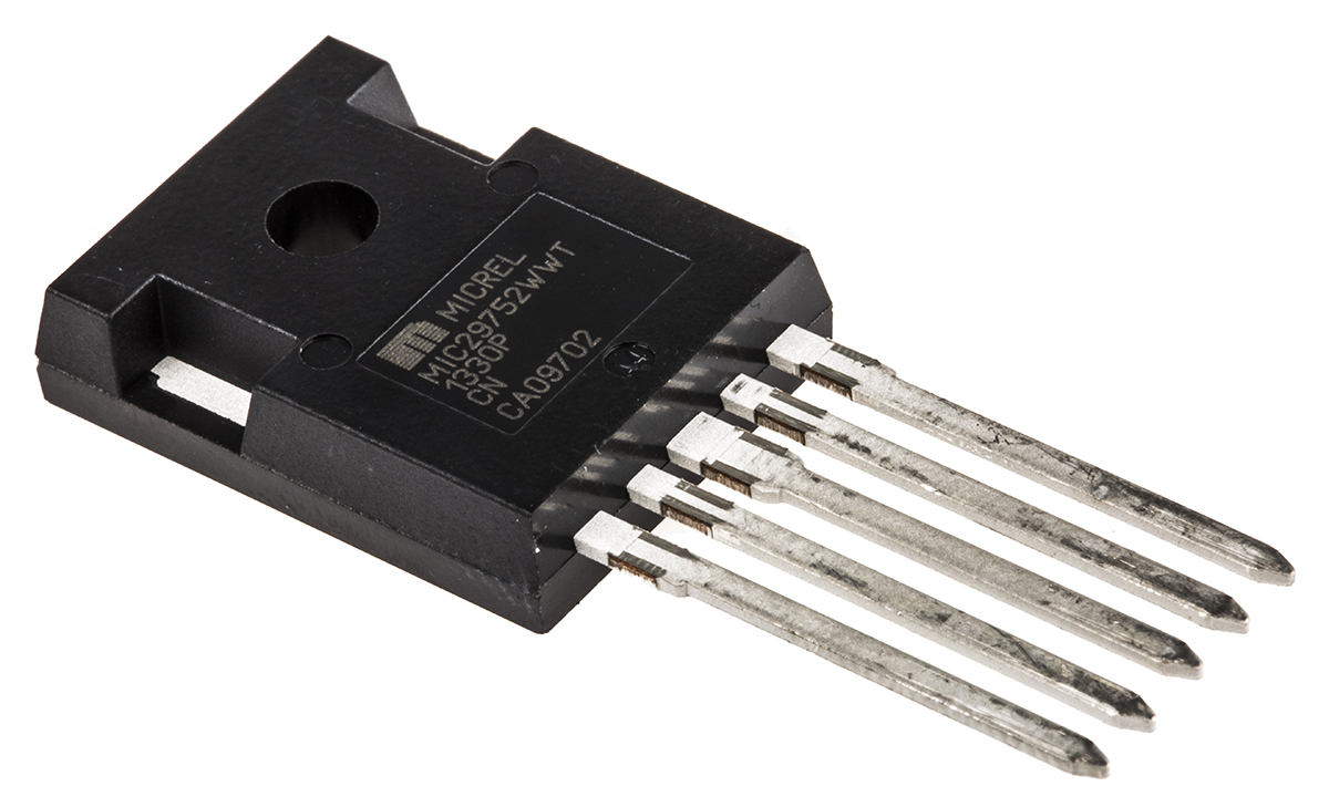 STMicroelectronics, 5-Channel Linear, Voltage Regulator, 2 A, 7.5 V, TO-220 3-Pin