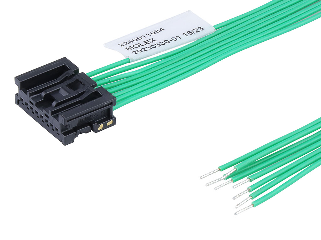 Molex 8 Way Female Crimped Terminal to 8 Way Male Pigtail Wire to Board Cable Assembly, 600mm