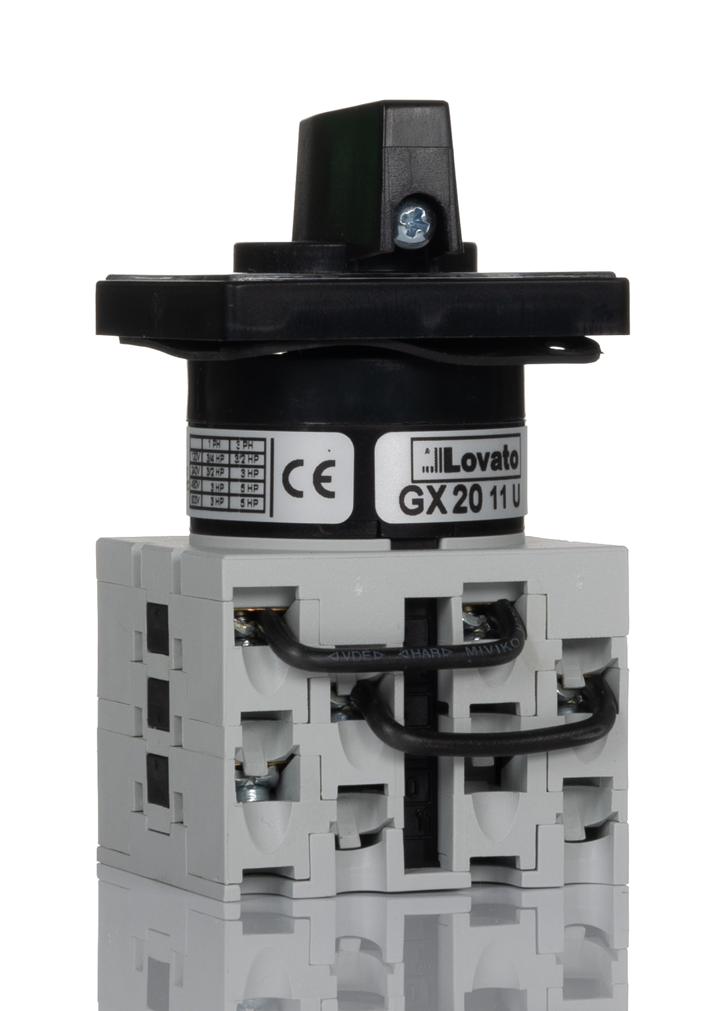 Lovato, 3PDT 3 Position 60° Motor Reversing Cam Switch, 20A, Knob Actuator