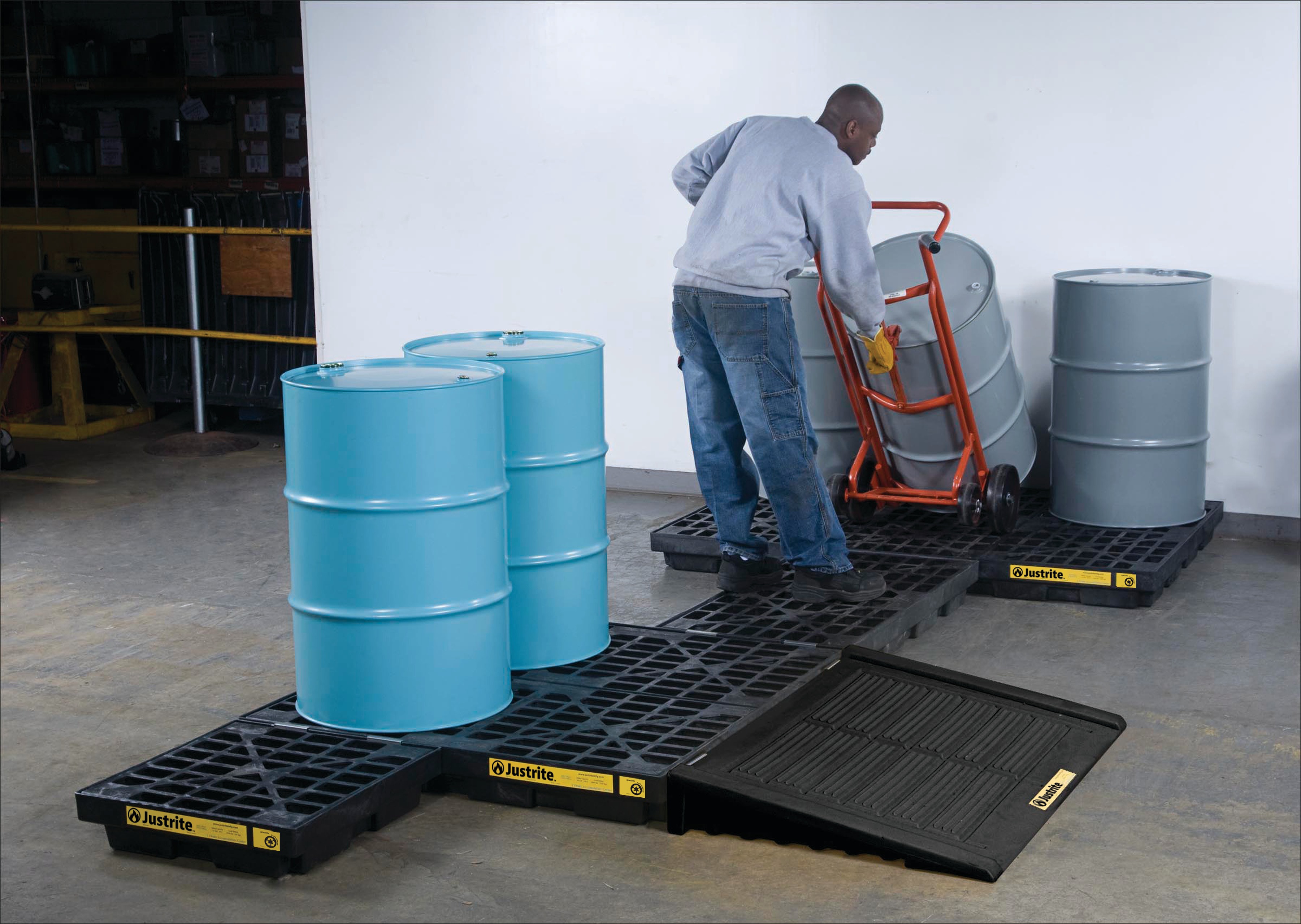 Justrite Polyethylene Spill Berm for Spill Control, 45L Capacity