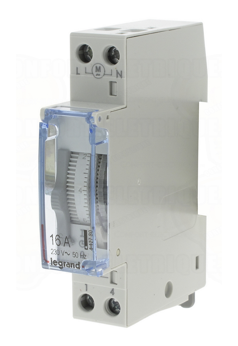 Legrand Analogue DIN Rail Time Switch 230 V ac