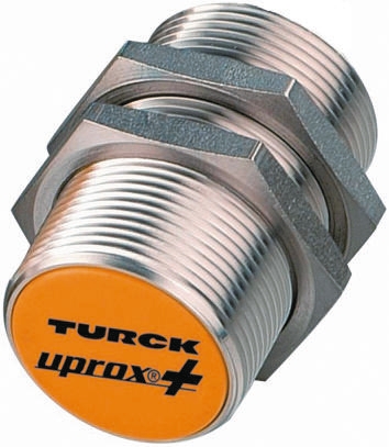 Turck Inductive Threaded Barrel Proximity Sensor, M30, 15 mm Detection, PNP NO, 10 → 30 V dc