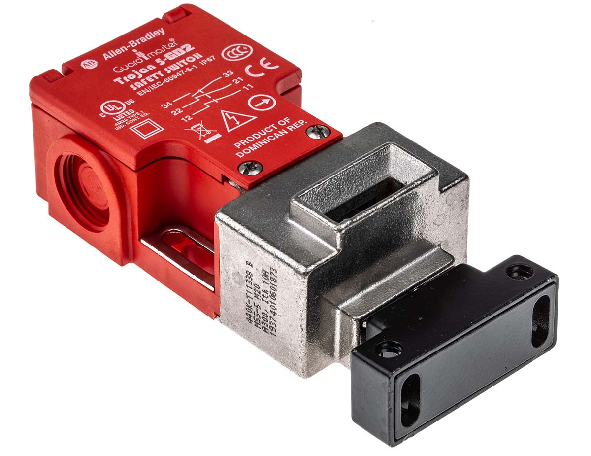 Allen Bradley Guardmaster 440K Safety Interlock Switch, 2NC/1NO, Keyed Actuator Included, Glass Filled PBT