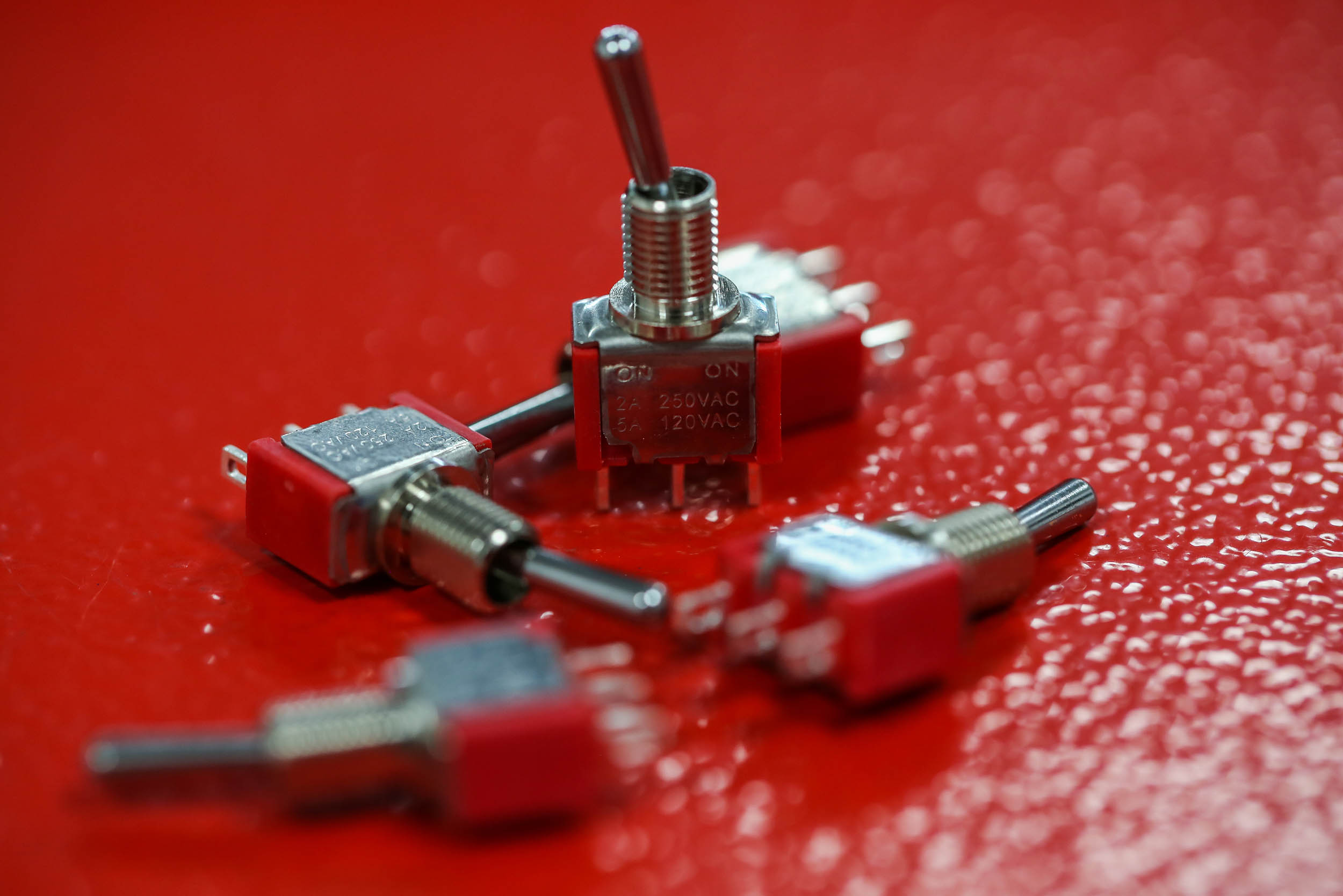 RS PRO Toggle Switch, Panel Mount, On-On, SPDT, Solder Terminal