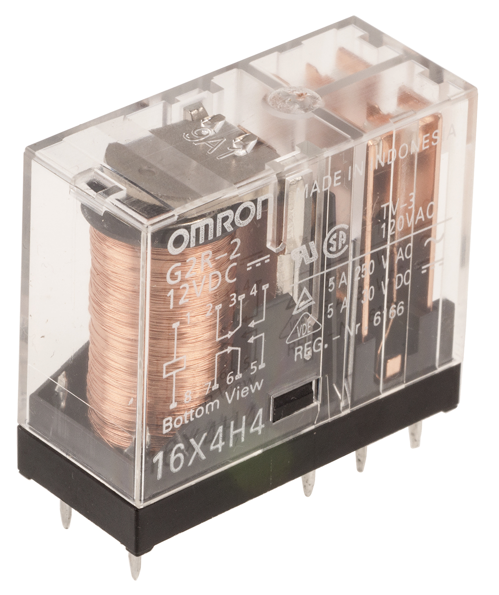 Omron PCB Mount Power Relay, 12V dc Coil, 5A Switching Current, DPDT