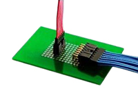 Amphenol ICC Dubox Series Right Angle Through Hole PCB Header, 4 Contact(s), 2.54 mm Pitch, 1 Row, Shrouded