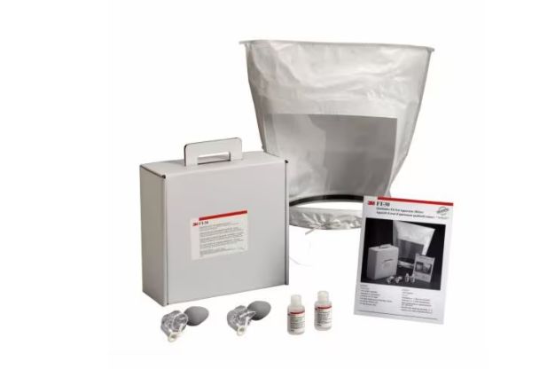3M FT30 Bitter Testing Kit Containing Fit Test Solution 55ml bottle (bitter), Hood & Collar, Instructions, Nebuliser x