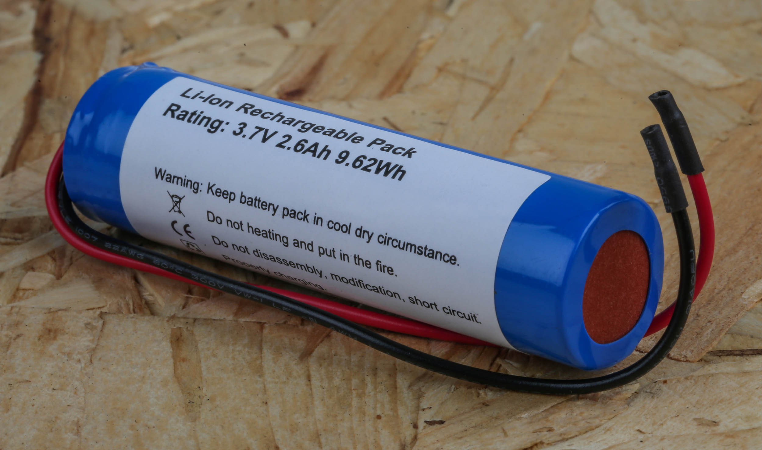 RS PRO RS PRO, 3.7V, 18650, Lithium-Ion Rechargeable Battery, 2.6Ah