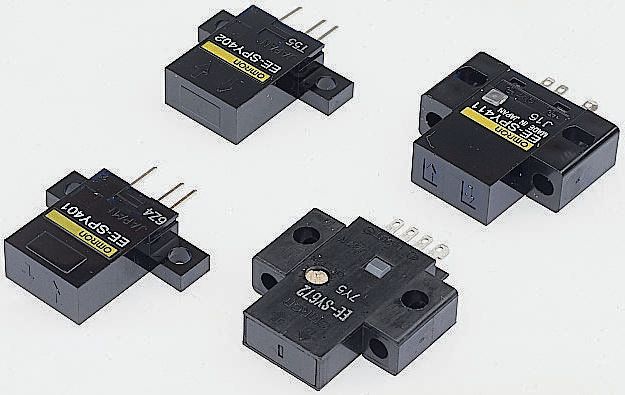 Omron Retroreflective Photoelectric Sensor, Block Sensor, 5 mm Detection Range