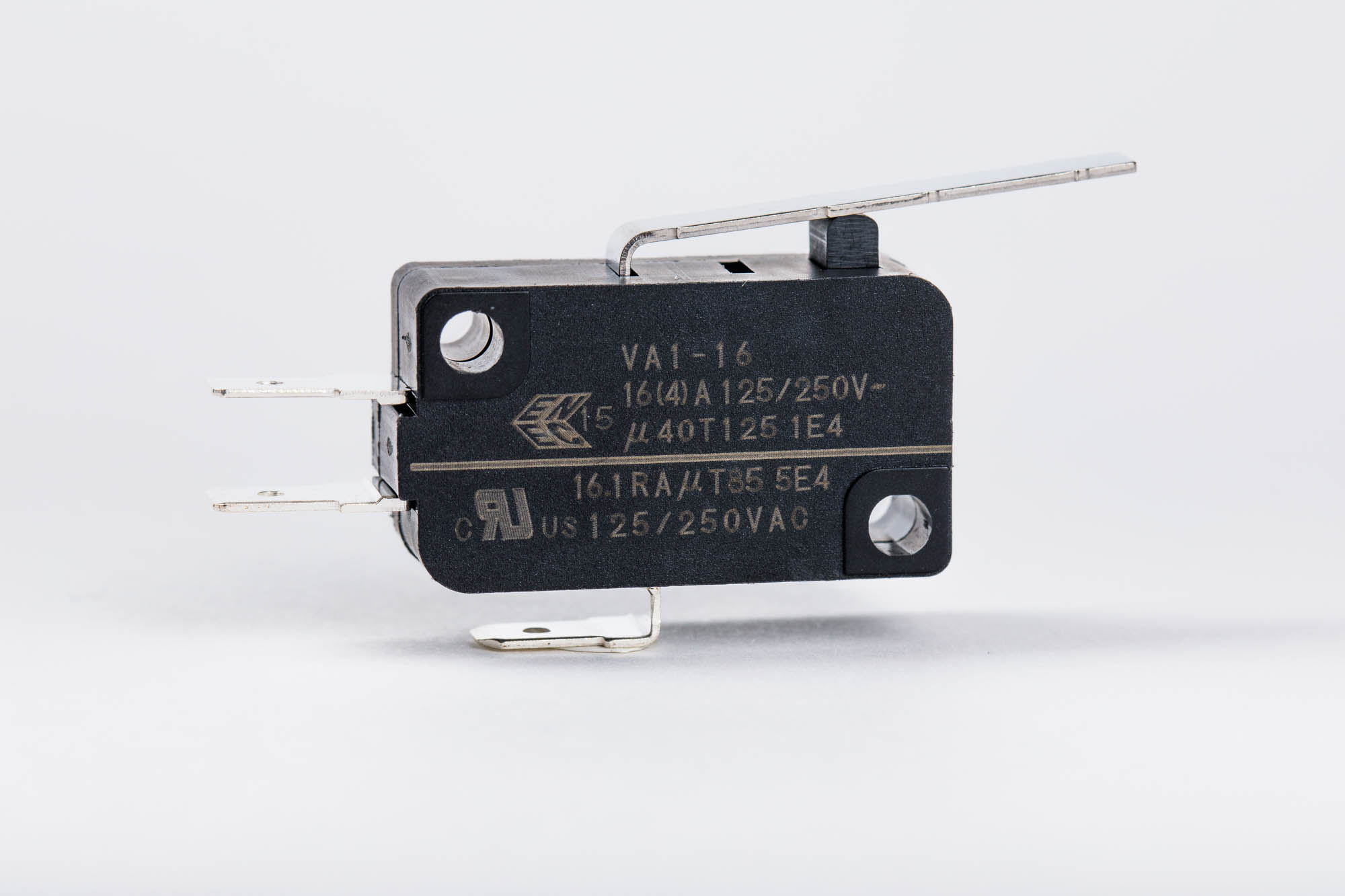 Zippy Lever Snap Action Micro Switch, Solder Terminal, 16.1A, SPDT