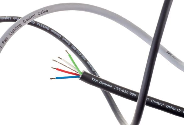Van DammeSmart Control Series DMX Cable, 22 AWG CSA Screened, 8.3mm od, 100m, Black