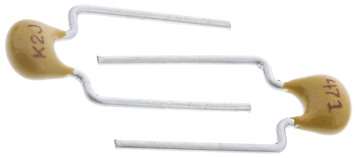 KEMET 470pF Multilayer Ceramic Capacitor MLCC, 200V dc V, ±5% , Through Hole