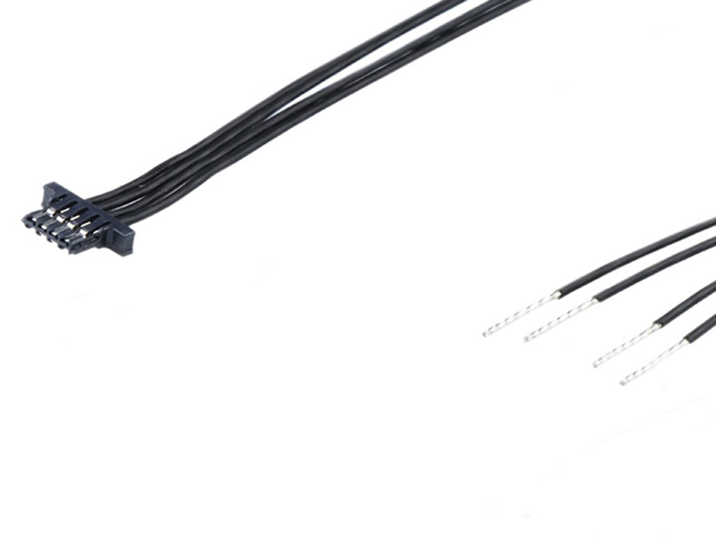 Molex 6 Way Female Crimped Terminal to 6 Way Male Pigtail Wire to Board Cable Assembly, 600mm