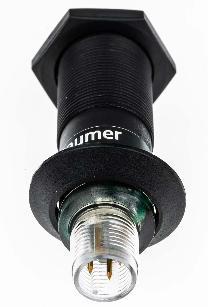 Baumer Diffuse Photoelectric Sensor 0 → 300 mm Detection Range PNP IP67 Barrel Style OR18.ZI-PW1P.71O/B013