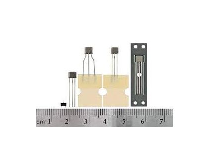 Honeywell Surface Mount Hall Effect Sensor, SOT 23, 3-Pin